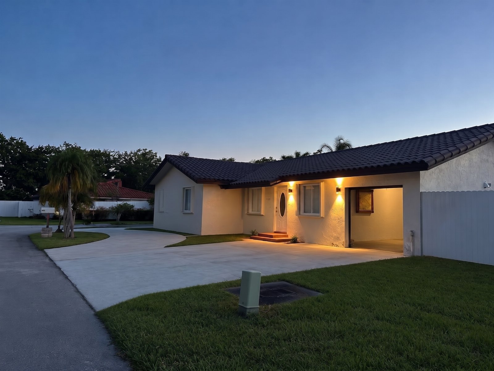 House in Miami, FL