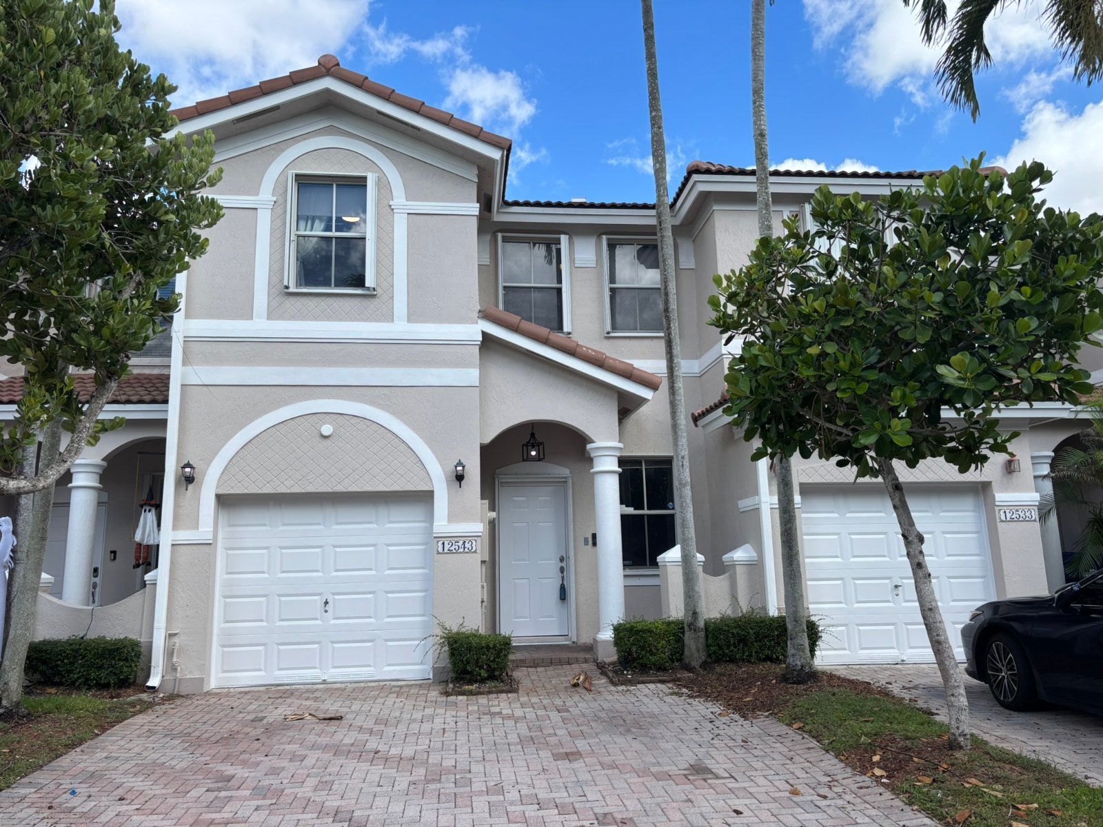 Townhouse in Miami, FL
