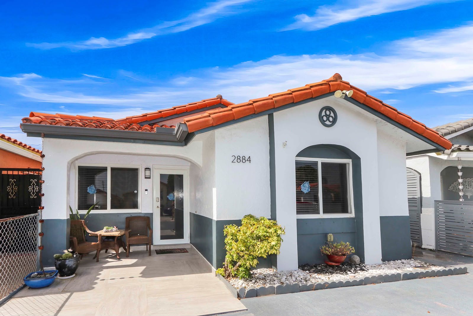 Single Family in Miami, FL